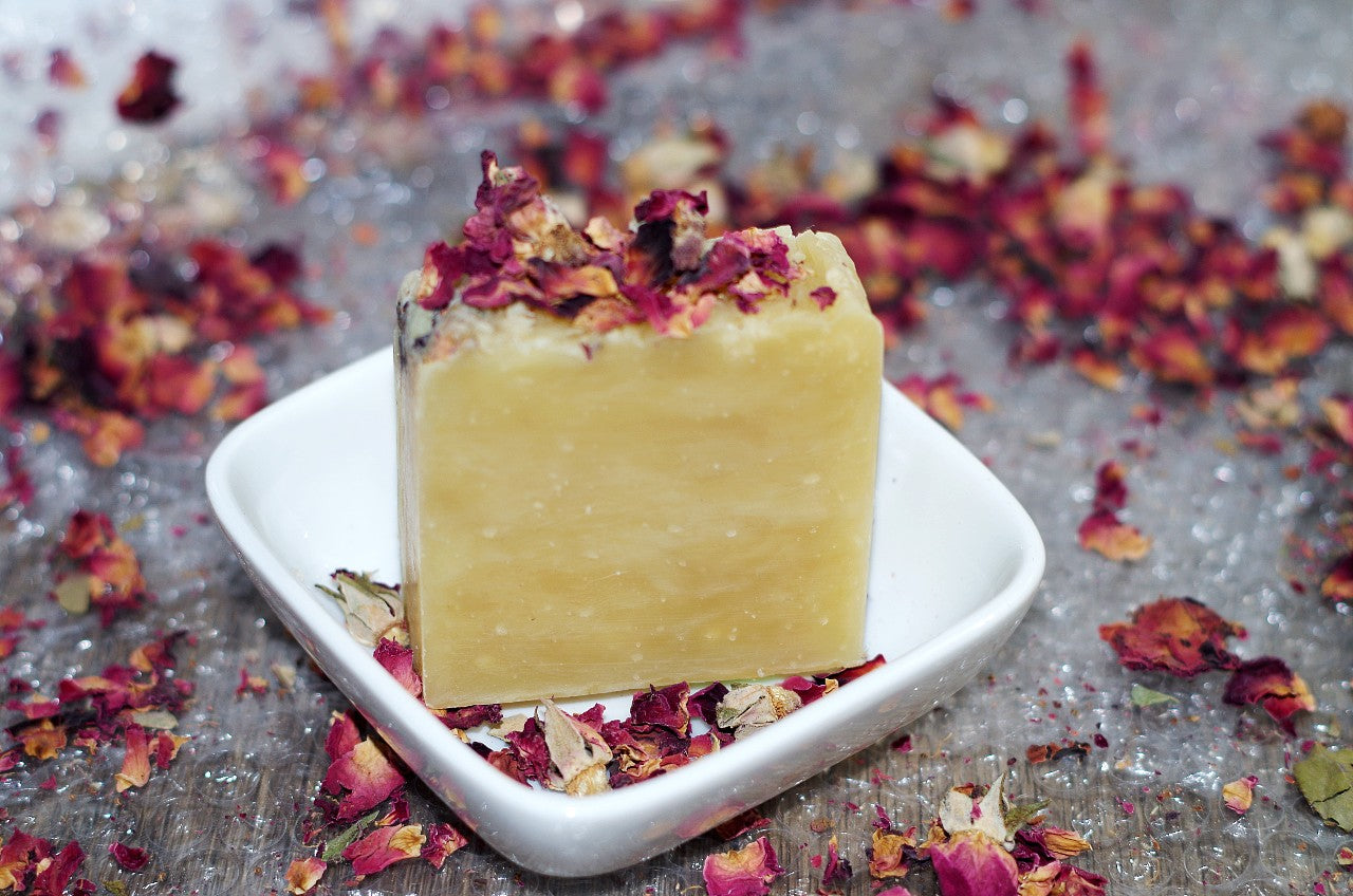 Chamomile Rose Shampoo Bar - Zero Waste Sustainable Vegan-Friendly